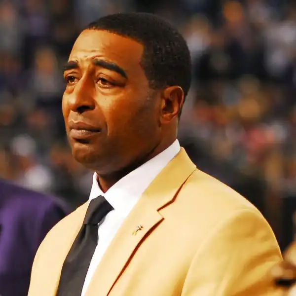 Cris Carter during a PFHOF ring delivery ceremony in 2013. Credit: Wikimedia Commons